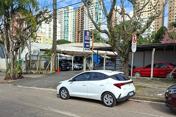 Imagem de uma das filiais da empresa Gold Park.