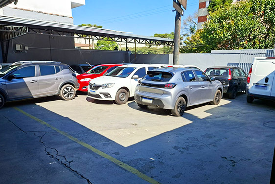 Imagem de uma das filiais da empresa Gold Park.