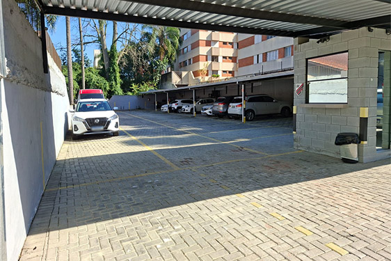 Imagem de uma das filiais da empresa Gold Park.
