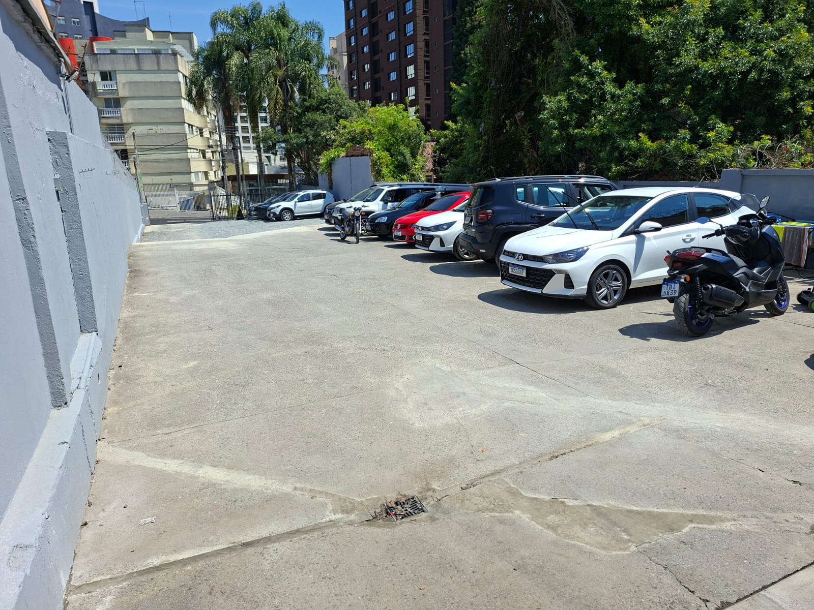 Imagem de uma das filiais da empresa Gold Park.