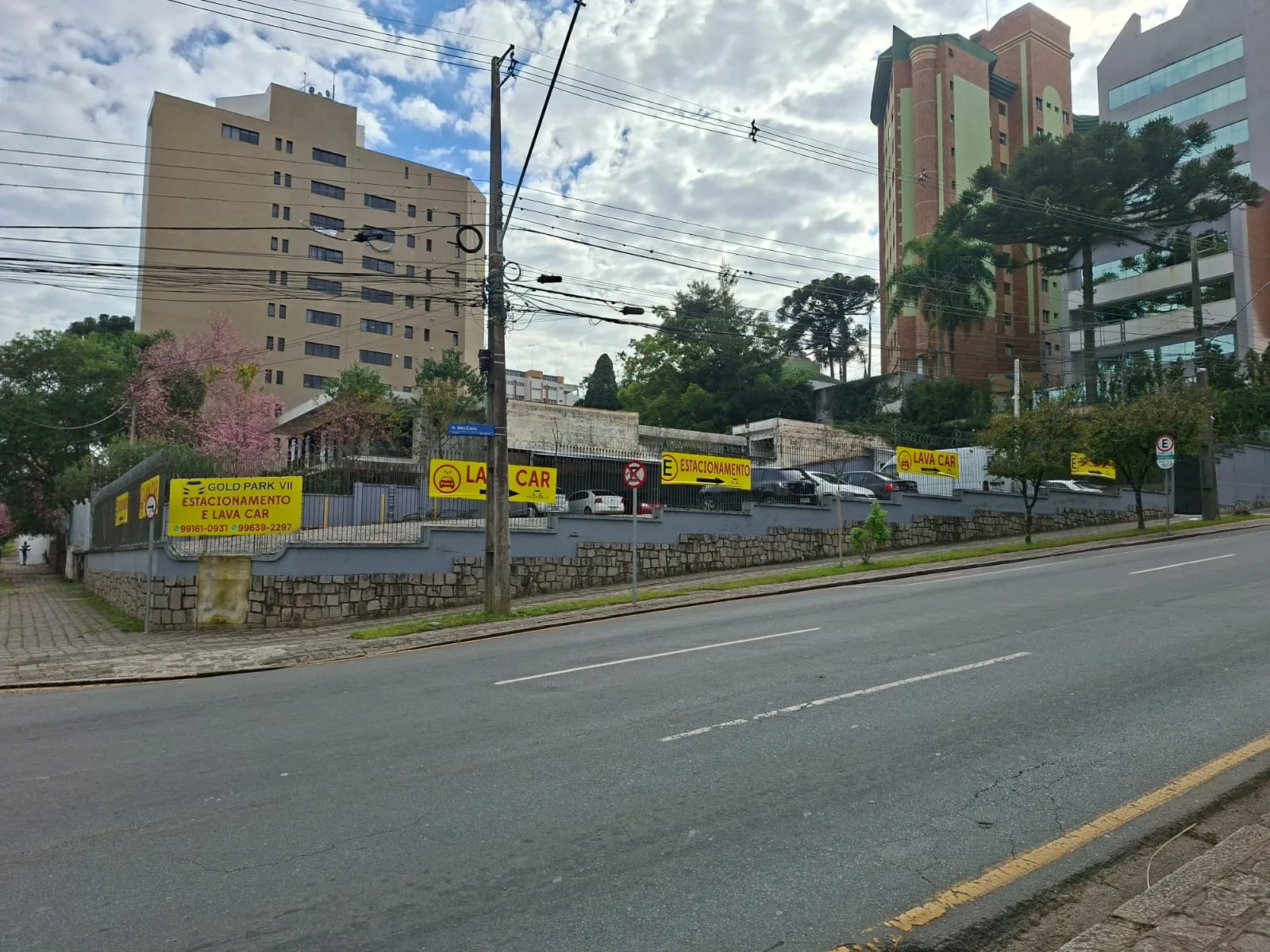 Imagem de uma das filiais da empresa Gold Park.