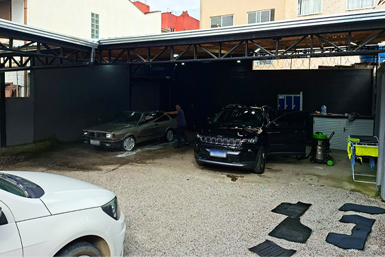 Imagem de uma das filiais da empresa Gold Park.