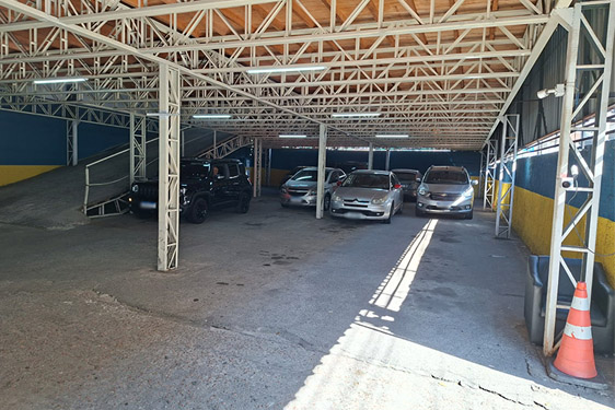 Imagem de uma das filiais da empresa Gold Park.