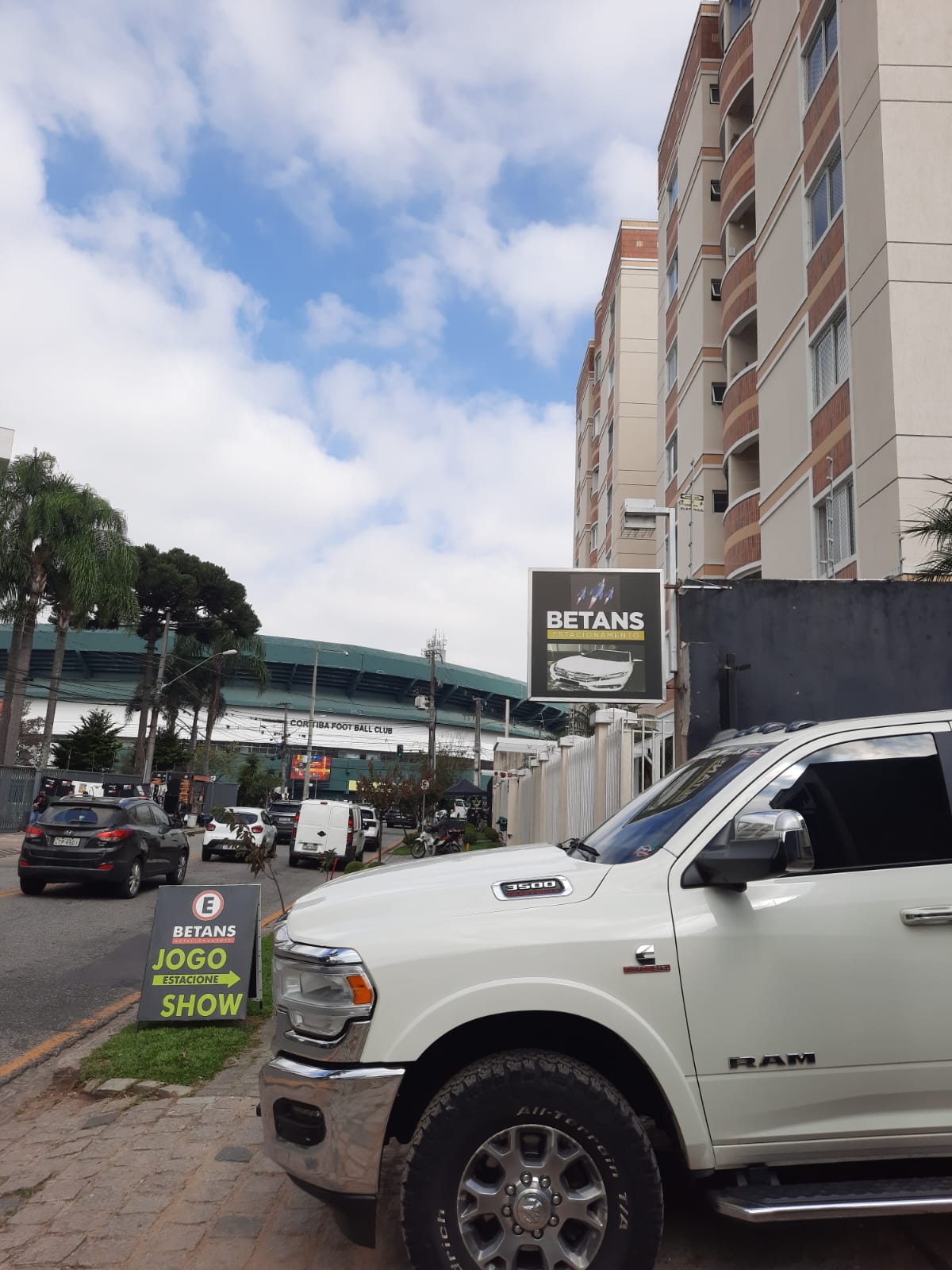 Foto do estacionamento Gold Park