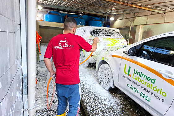 Imagem de uma das filiais da empresa Gold Park.